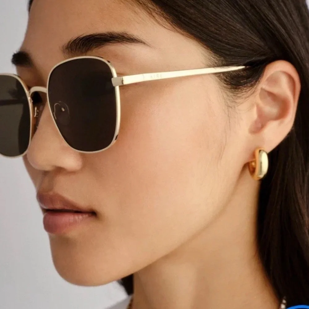 Aire Spiral Gold Square Shaped Frame Sunglasses Shatterproof Scratch Proof New